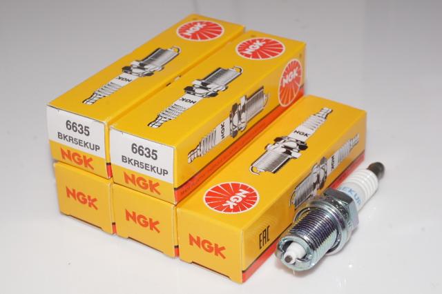 フォルクスワーゲン VOLKSWAGEN ボーラ GF-1JAGZ 1999.9-2001.7 用  NGK BKR5EKUP 6635 ★5X-0239 プラグ品番 スパークプラグ