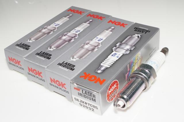 NGK SILZKR7C11S 92932 一体形 x4本 エヌジーケー 日本特殊陶業 Spark plug ★4X-4988 0087295929322 CR-V R20A