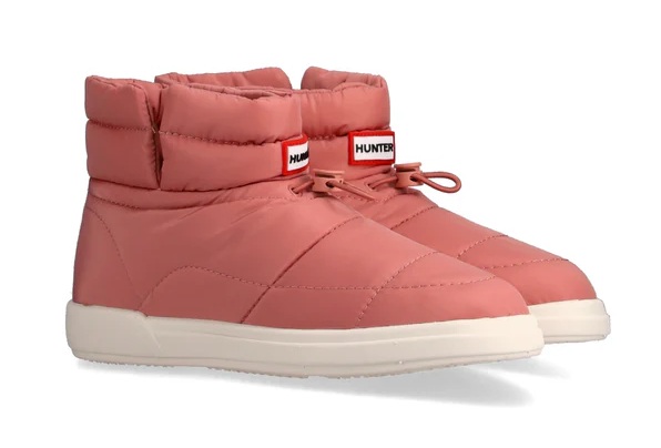 【SALE】【HUNTER】UFS7112WWU-NHS IN/OUT COSY PUFF SIDE VENT BOOTIE DREAMYNUDE/SHADEDWHITE ハンター イン/アウト コージー パフ サイド ベント ブーティー ドリーミーヌード / シェイデッドホワイト ピンク ブーツ 大人靴 レディース 冬靴 軽量