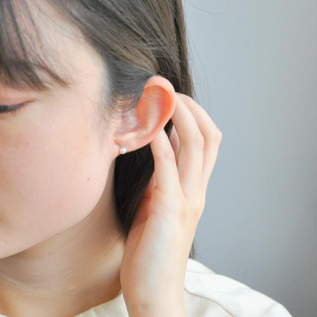 アコヤ パール ピアス ベビーパール スタッド 18金 一粒 4mm珠 あこや 真珠 誕生石 6月 シンプル k18 18k イエローゴールド プラチナ 金属アレルギー 対応 夏ギフト ジュエリー 日本製 ギフト プレゼント ゴールド お守り_10