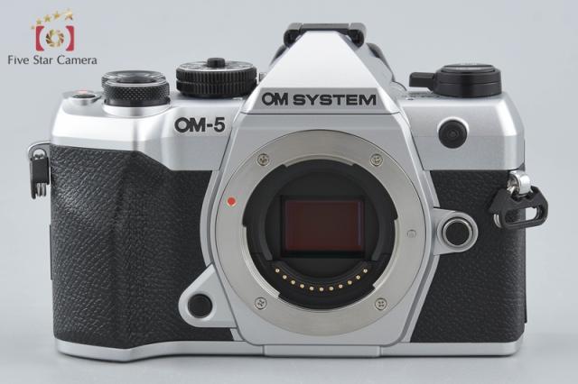 【中古】OM SYSTEM (OLYMPUS) オーエム システム OM-5 Mark II シルバー ミラーレス一眼カメラ シャッター回数僅少_2