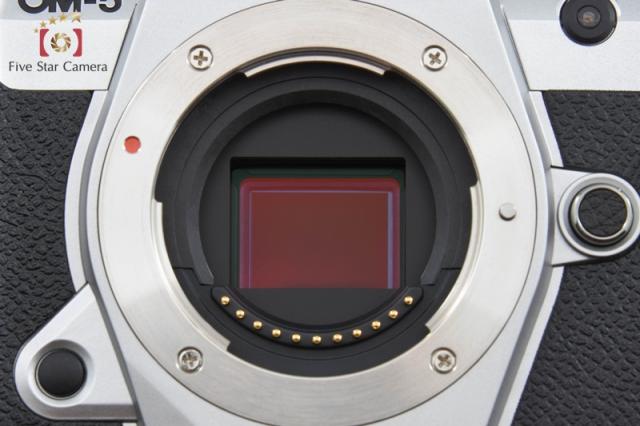 【中古】OM SYSTEM (OLYMPUS) オーエム システム OM-5 Mark II シルバー ミラーレス一眼カメラ シャッター回数僅少_8