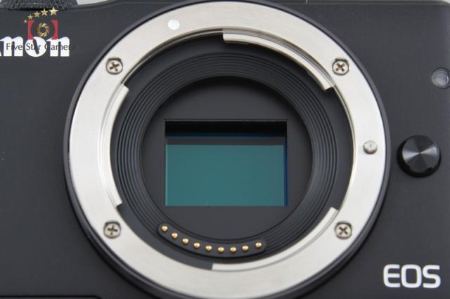 【中古】Canon キヤノン EOS M10 EF-M 15-45 IS STM 水晶体一揃いの道具 黒いこと