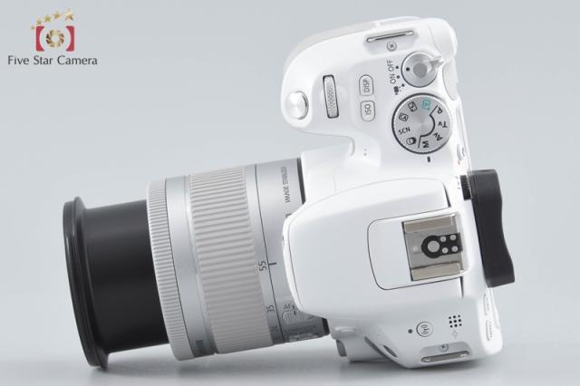 【中古】Canon キヤノン EOS Kiss X9 EF-S 18-55 IS STM 水晶体一揃いの道具 白いこと シャッター出現率少ない 元箱付き添い人