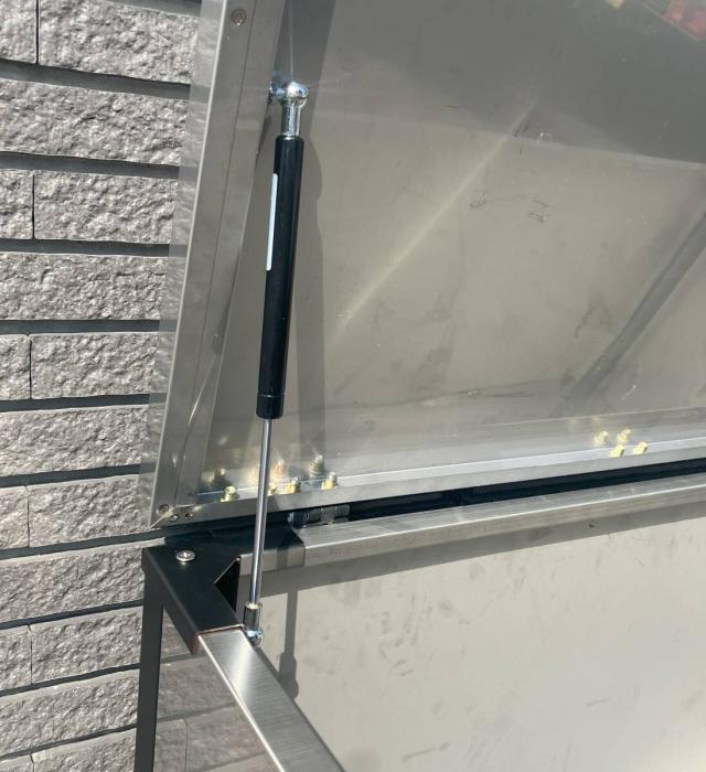 ゴミ箱 屋外 大型 ステンレス ダストボックス 【DST-1300BK】 完成品　400L ゴミ荒らし防止 カラスや野良猫からゴミを守る 高強度 ごみ収集ボックス 庭用 ふた付き 分別 アジャスター 　 家庭用 一般家庭 自営業 店舗 勝手口 外 町内会 集合住宅 ゴミ ごみばこ ごみ箱_2