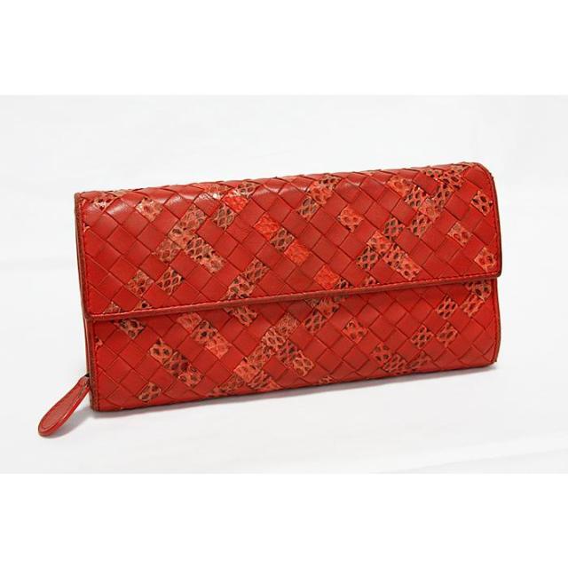 ボッテガ・ヴェネタ イントレチャート スナップボタン付きフラップ開閉式長財布 中古 Bottega Veneta_1