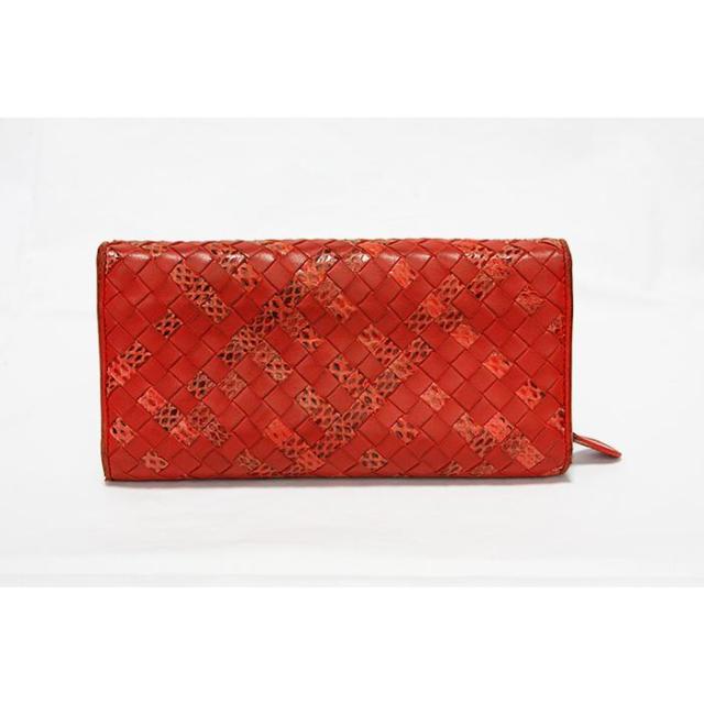 ボッテガ・ヴェネタ イントレチャート スナップボタン付きフラップ開閉式長財布 中古 Bottega Veneta_2