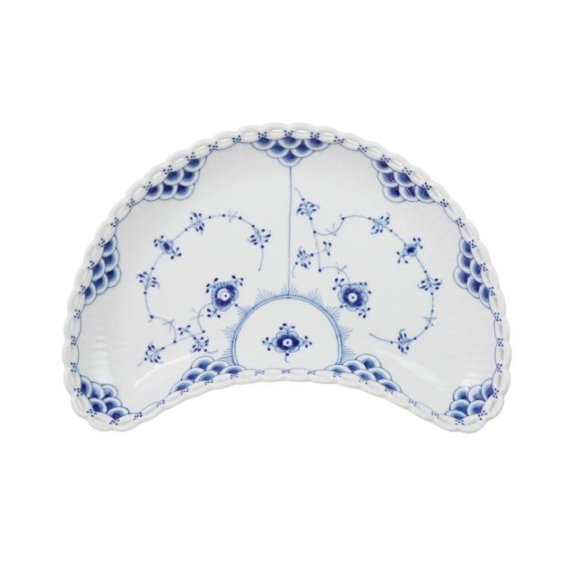 ロイヤルコペンハーゲン ブルーフルーテッド フルレース クレセントディッシュ 22cm 1-103-352