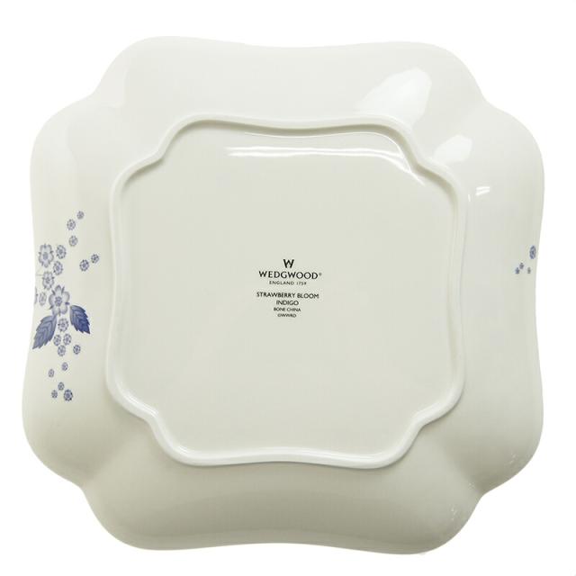 ウェッジウッド (WEDGWOOD) ストロベリー ブルーム インディゴ スクエアプレート 27cm