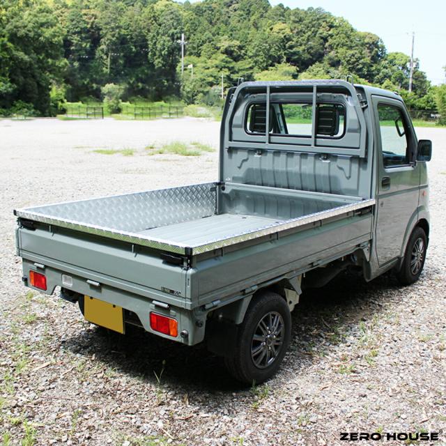 スズキ キャリー トラック キャリー 軽トラ 標準車 DA16T DA52T あおりガード 鳥居ガード あおりプロテクター あおり保護 ゲートガード プロテクター ゲート保護 荷台 ガード 軽トラ 専用設計 アルミ 縞板 内張り一体型 4点セット シルバー ブラック_11