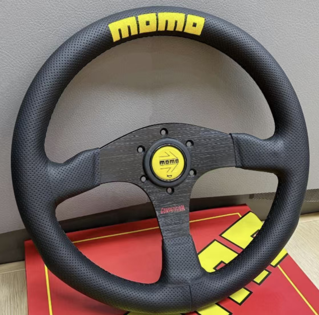 高品質 ステアリング、ハンドル本体 MOMO 14インチ 競技用改装ハンドルホイール 8,455円