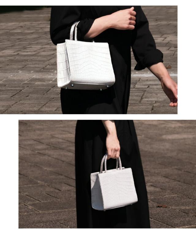 クロコダイル ハンドバッグ 2way ミニ 小さめ バッグ スクエアバッグ 本革 ワニ革 クロコ ヒマラヤ ヒマラヤクロコダイル 白色 ホワイト マット スクエア 四角 肩掛け 斜めがけ かわいい キャバ プレゼント 母 女性 レディース 2022 2023 冬 aruba アルバ (hcb477)za022_13