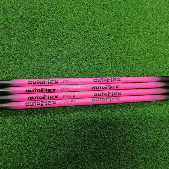 AutoFlex カーボンシャフト 1W用 ピンク・ブラック スリーブ付_1