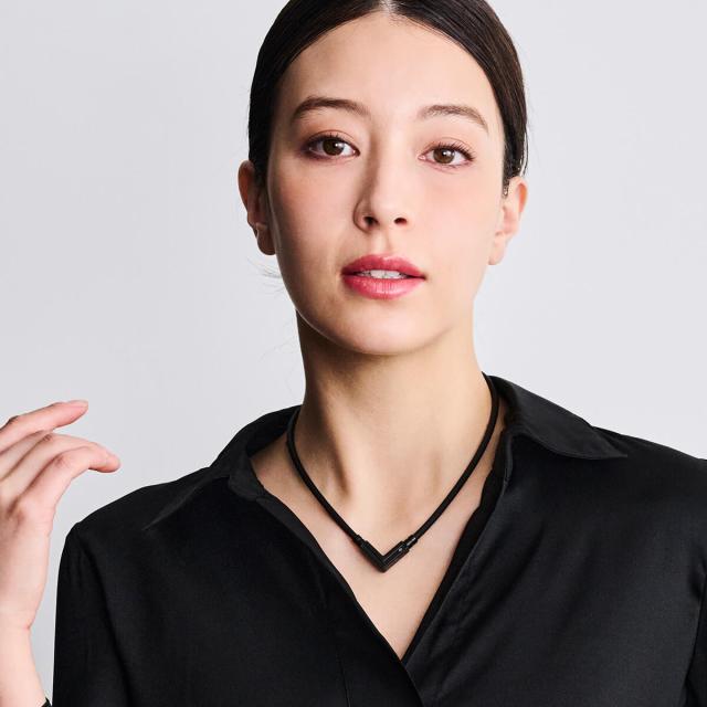 コラントッテ TAO ネックレス α VEGA NEXT マットブラック タオル付き Colantotte 磁気ネックレス_11