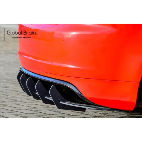 アウディ RS3 8P 後期 リア センター ディフューザーフィン_2