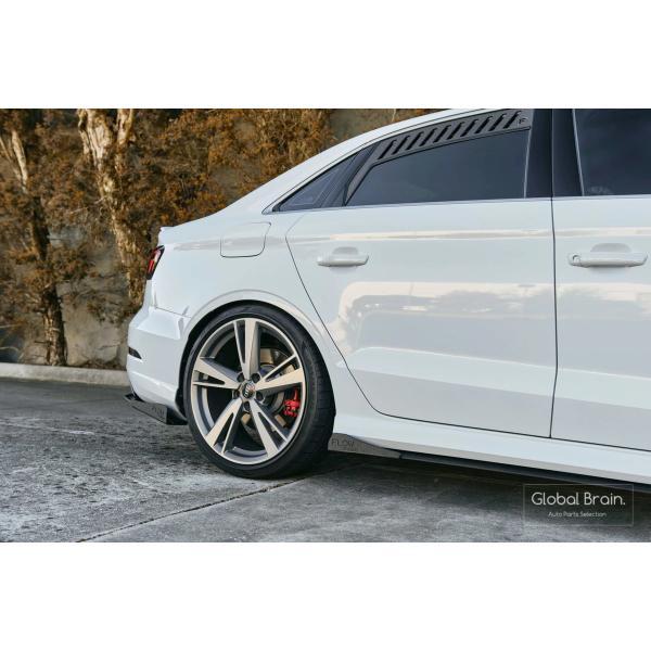 アウディ RS3 8V 後期 セダン サイドスカート用 ウィングレット - Flow Design