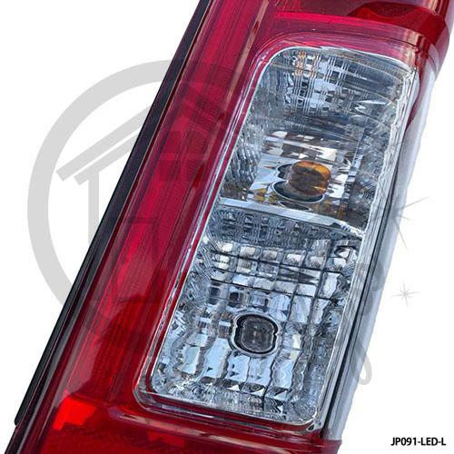 日産 NV350 キャラバン E26系 前期専用 後期ルック ファイバーLEDテールランプ 左(助手席側）_3