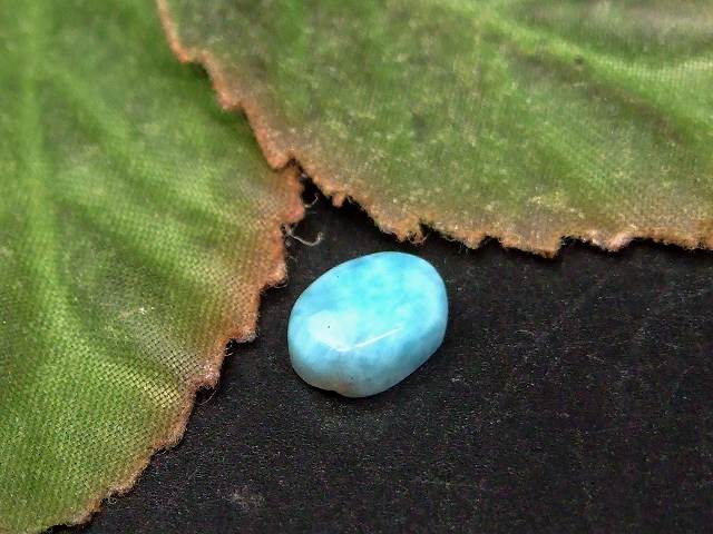 68252 今月の半額 わけあり ラリマー 8mm×6mm 1粒売り 穴なし ドミニカ