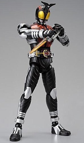 仮面ライダーカブト Figure-rise 6 仮面ライダーダークカブト(未使用の新古品)