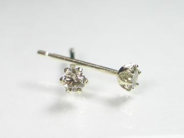 K18YG イエローゴールドダイヤモンドスタッド ピアス 0.10ct 正規品