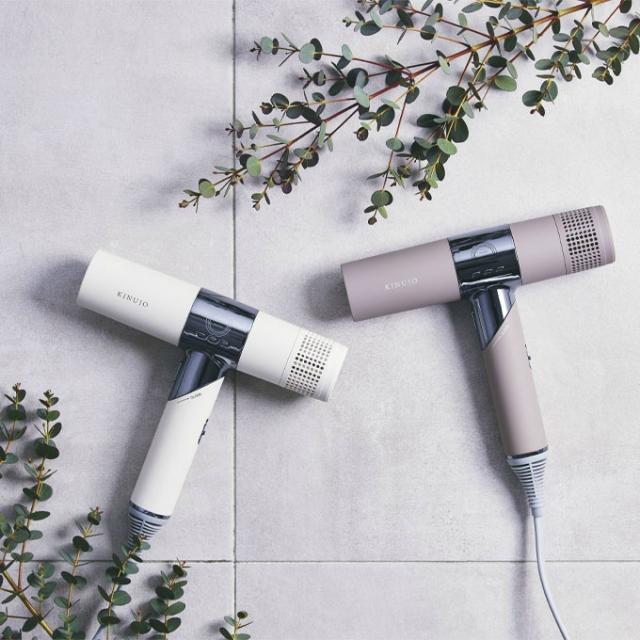 KINUJO 絹女 KH201 ホワイト マイナスイオンヘアドライヤー KINUJO｜絹女 マイナスイオンヘアドライヤー大風量⁄遠赤外線⁄軽量