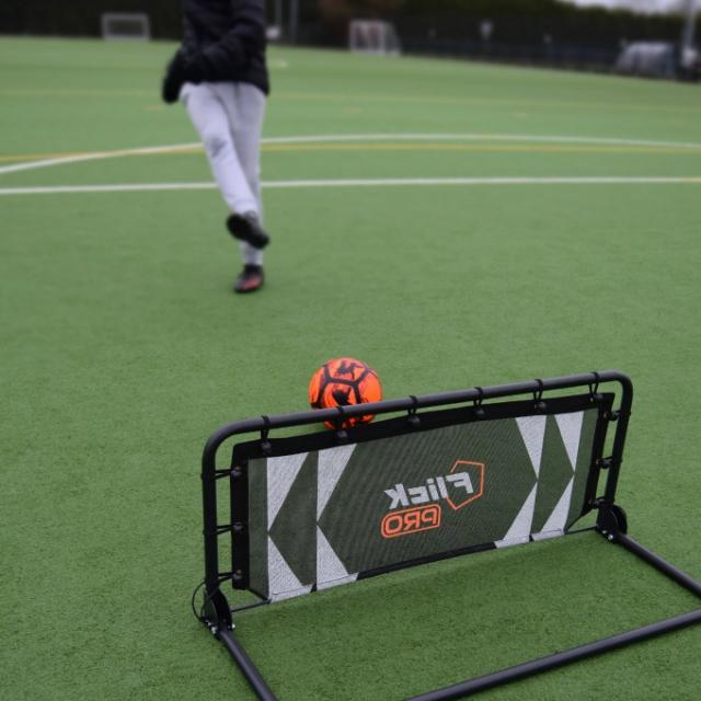 フットボールフリック サッカー トレーニング用品 PRO 折り畳み式