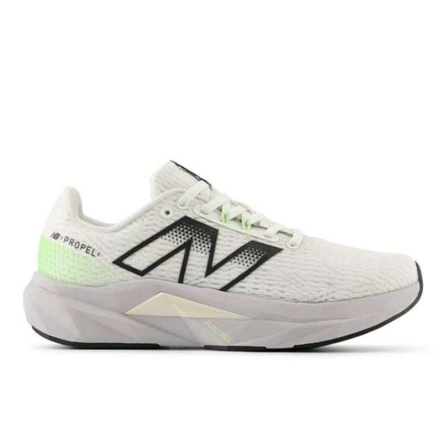 ニューバランス(new balance) ランニングシューズ レディース フューエルセル プロペル WFCPRCG5 B