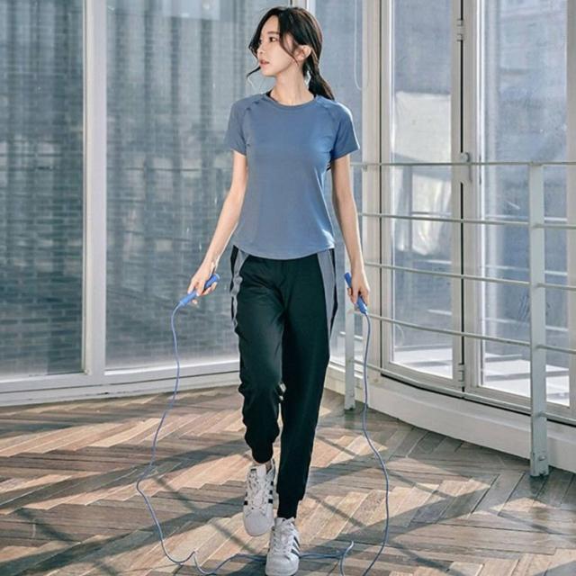 送料無料】スポーツウェア レディース 上下セット フィットネスウェア