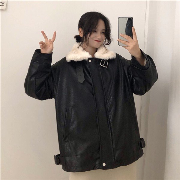 2021秋冬新品レディース　ライダースジャケット　ゆるめ　防寒　オトナ女子コーデ　ファション　スリム　秋冬コーデ　暖かい　カジュアル　アウターの通販は