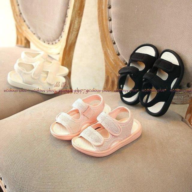 サンダル 滑り止め キッズ 女の子 ビーチサンダル 男の子 履きやすい 無地 マジックテープ 通気性 サマーシューズ 夏 子供靴 3色展開の通販は