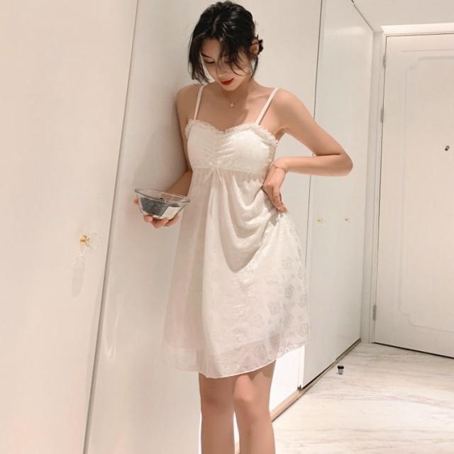 ネグリジェ 愛らしいレース使いの ネグリジェ ルームウェア ネコポス便