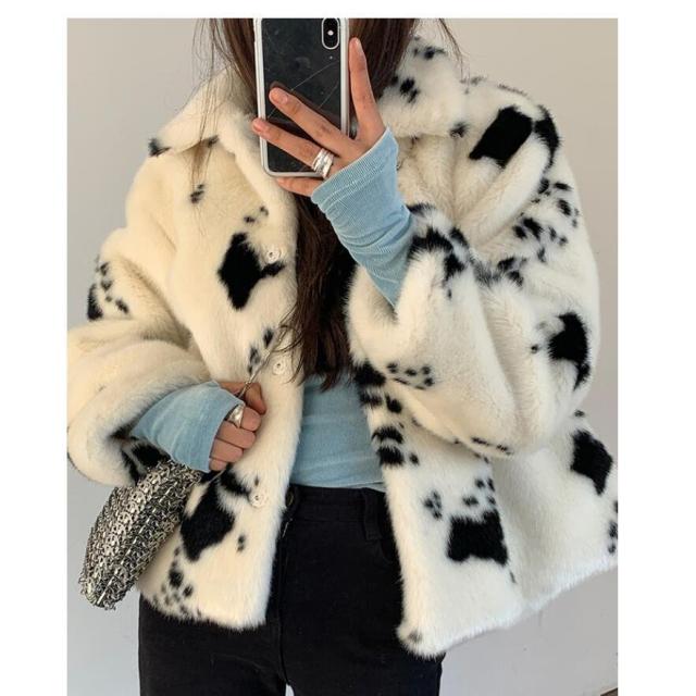 毛皮コート レディース 冬服 アンゴラコート もこもこ 暖かい フェイクファーコート ショート丈ジャケット 韓国風 アウター 可愛い 大人 着痩せ 通勤 OLの通販は