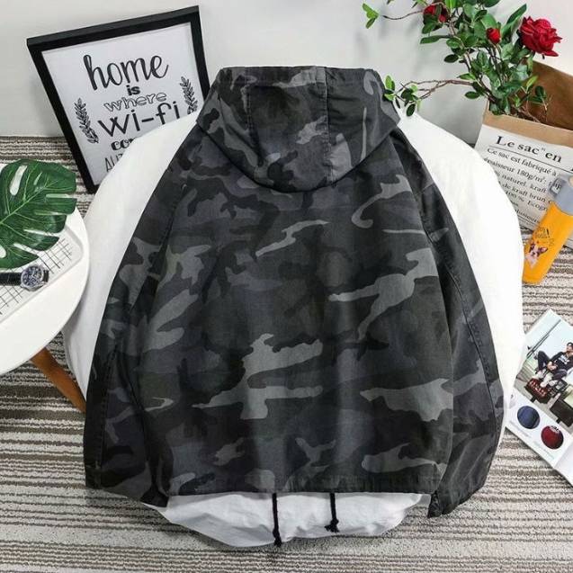 HYOD 迷彩柄 フード付きジャケット Lサイズ 美品 迷彩フードジャケット