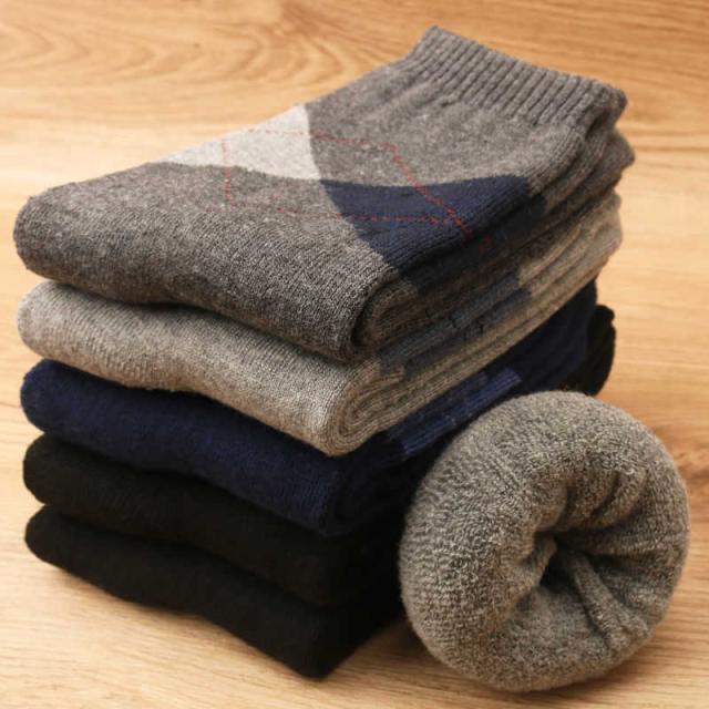 靴下 メンズ 5足セット メンズソックス もこもこ 厚手 冷え対策 あったかグッズ 足元 寒さ対策 保温 冷房対策 カジュアル柄 紳士 綿 冬 在宅ワーク オシャレ ギフト プレゼント