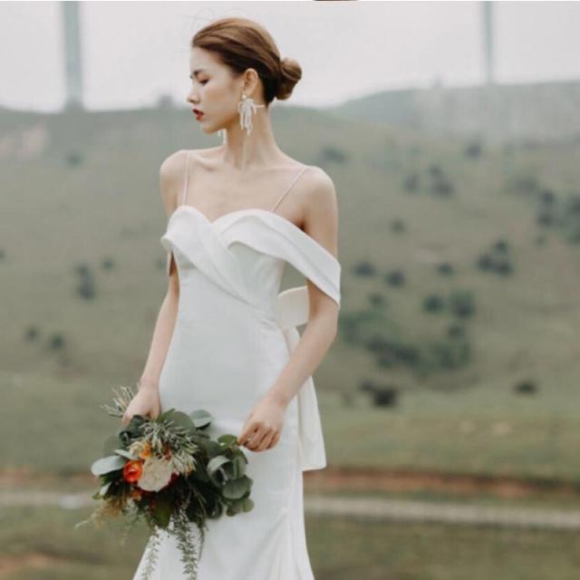 白 トレーン付きドレス キャミソールドレス ウェディングドレス 海外 ワンピース 結婚式 ウエディング ウェディング フィッシュテール パーティードレス ホワイト マーメイドライン 挙式 ウェディングドレス キャミソールドレス トレーン付きドレス ウエディング ウェディング