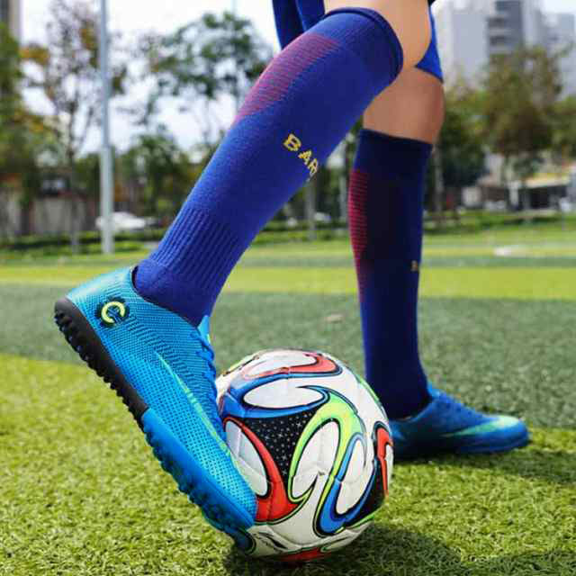 限定値下げ！サッカー　スパイク　シューズ　8足セット　22cmから23cm Amazon | [ZKGK] サッカースパイク 黒 白 メンズ ハイカット