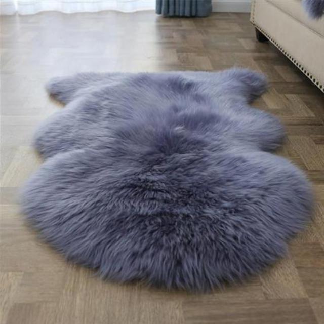 ムートン ウール 天然 マット 1匹 約80×120cm 天然羊毛100％ ソファー 自然 ナチュラル 羊毛 高級天然ムートン 長毛 毛皮 高級天然ムートン 毛皮ラグ ファー チェアカバー ソファカバー ソファーカバー シープ_2