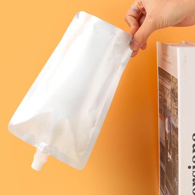 100ml 400ml スパウトパウチ 300ml 遮光性 ジュースパック ミルクパック 【500枚入り 500ml 200ml 牛乳パック 250ml 容器 パウチ 飲み物用 保存容器 調味料 【500枚入り ふた付 空容器 自立 耐高温 冷凍パック 冷凍 詰め替え 口直径1.5cm】キャップ付アルミスタンド袋の通販は