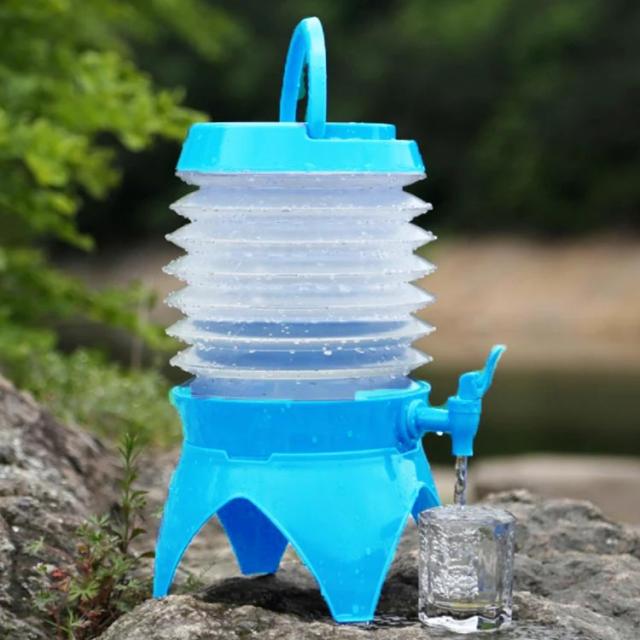 折りたたみ式 ウォータータンク 5~15L 伸縮ウォータージャグ 折りたたみ水タンク 蛇口付き 抗菌 車のバケツ 給水袋 アウトドア 折りたたみ式  ウォータータンク 5~15L 伸縮ウォージャグ 折りたたみ水タンク 蛇口付き 抗菌 車のバケツ 給水袋 アウトドアアク 持ち運び 無地 ...