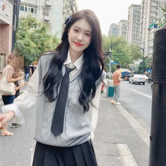 ニットベスト レディース 制服 リブ編み ノースリープ ケーブル編み Vネック プルオーバー ロング 学生 セーター 春 秋 体型カバー 通学 重ね着 楽天市場】スクールベスト レディース ベスト Vネック ニット