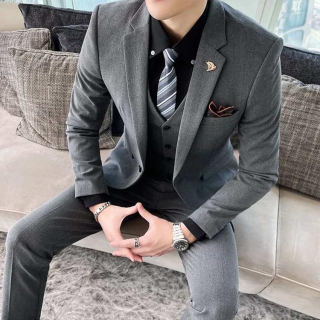 ビジネス セレモニースーツ フォーマルスーツ 細身 一つボタン スリム メンズ ベスト ジャケット 結婚式 パンツ 紳士服 就職活動 男性用 礼服 新郎 フォーマル パーティー 3点セット 二次会 通勤 オフィス 入社式 冠婚葬祭 メンズスーツ 無地 黒 ブラック グレー 茶_2