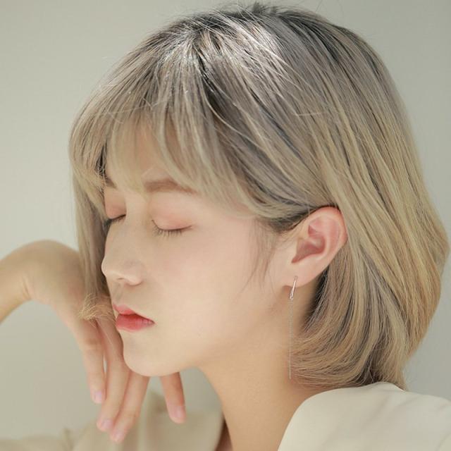 ピアス フックピアス レディース アクセサリー 女性用 シルバーカラー チェーン 揺れる ゆらゆら 可愛い おしゃれ 記念日 誕生日 プレゼの通販はau Pay マーケット ココロ