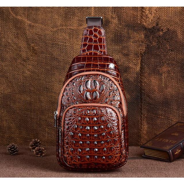 本革 ボディバッグ ワンショルダーバッグ メンズ  左右肩付け替え の通販は 7,680円