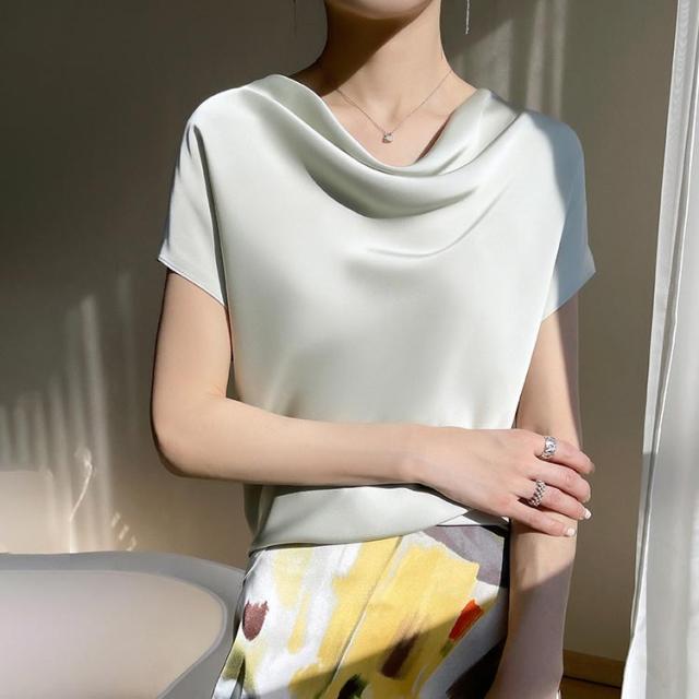 体型カバー レディース シャツブラウス 半袖 ルイルエブティック RUIRUE BOUTIQUE 洗える ストレッチ プリーツ スタンドカラー ブラウス レディース 体型カバー 半袖 オフィスカジュアル きれいめ 上品 無地 華やか トップス シャツ 半袖 ライトベージュ -ファッション通販 FASHION WALKER