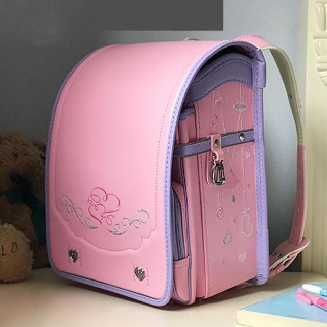 ランドセル 刺繍 男の子 女の子 A4フラット収納 ツバメランドセル 反射材 透明 安心 おしゃれ カラフルキャンディスタイル 雨 ランドセル リメイク かばん 軽い 軽量 撥水 汚れ防止 入学祝 子供 フォーマル キッズ プレゼント 入園 入学 入学式 卒園式 5color_3