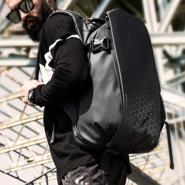 ビジネスリュック メンズ おしゃれ 大人 スポーツ リュック 大容量 撥水加工 PCリュック 通勤 出張 USBポート付き 多機能 シンプル 無地 通学 高校生 かっこいい バックパック 多収納 整理整頓 プレゼント ギフトの通販は