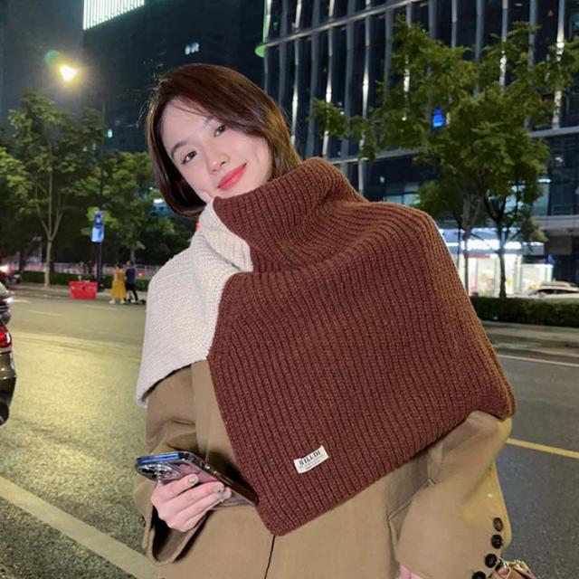 ETRO ウールニットポンチョ ケープ ETRO ウールニットポンチョ ケープ ETRO ウールニットポンチョ ケープ