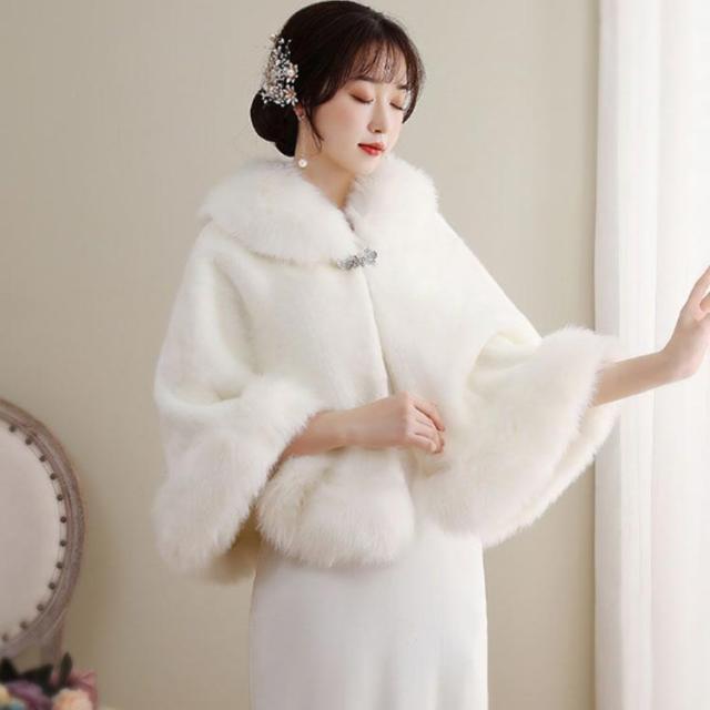 ファーボレロ フェイクファー 結婚式 ポンチョ コート ファーアウター ボリューム 羽織り もこもこ ふわふわ 冬 暖かい 楽天市場】ファーボレロ フェイクファー 結婚式 ポンチョ コート