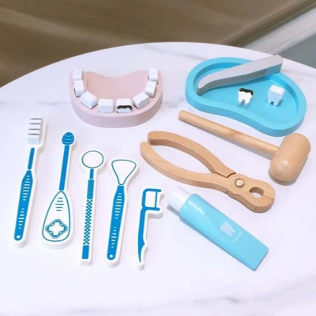 新品未使用　北欧　木製おもちゃ　お医者さんセット 木製 おもちゃ お医者さんごっこ お医者さんセット おままごと