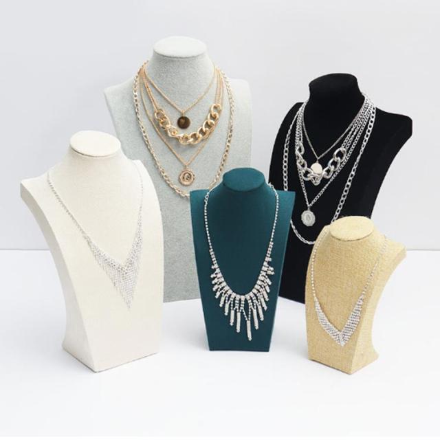 【美品】ネックレストルソー　ネックレススタンド　アクセサリースタンド　ベージュ